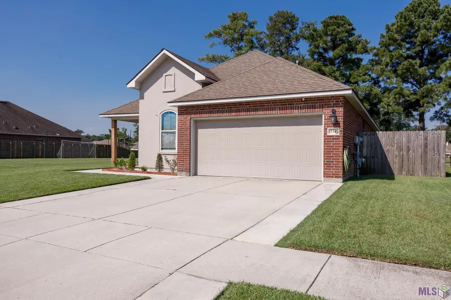 11341 Legacy Oaks Ln, Gonzales, LA 70737 - Image #3