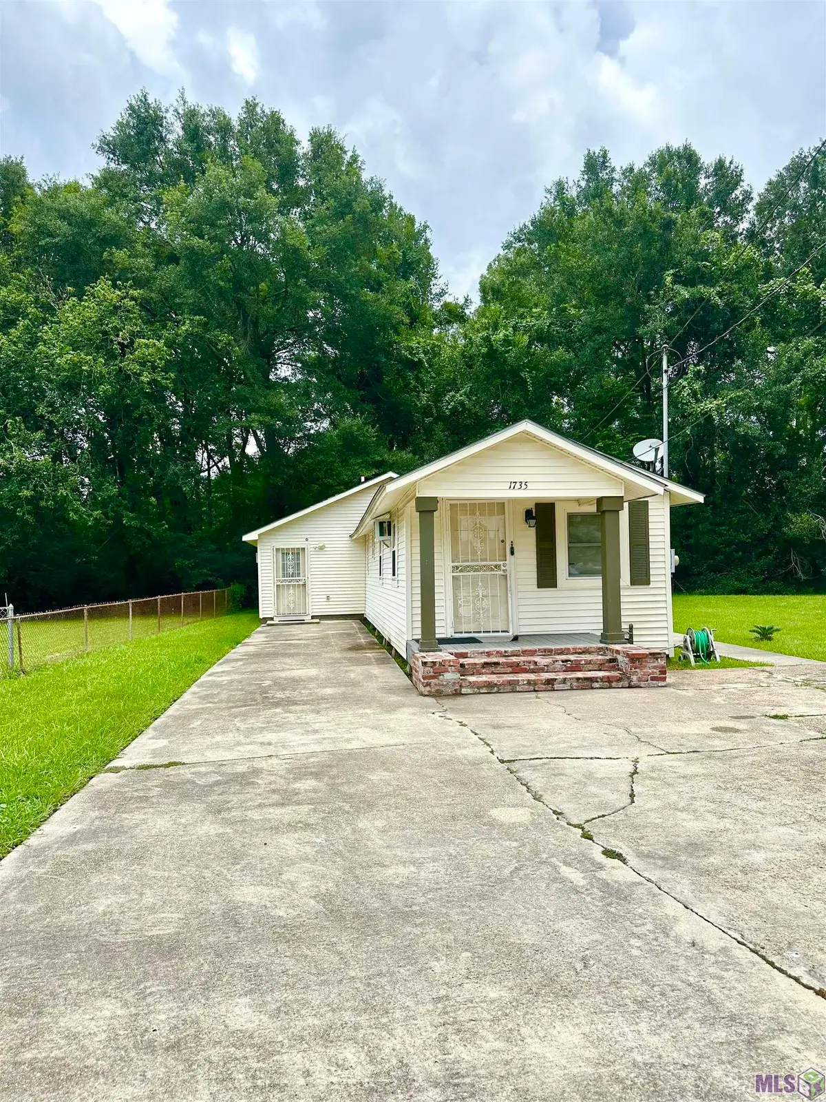 1735 Stanocola Dr, Baton Rouge, LA 70807 - #1