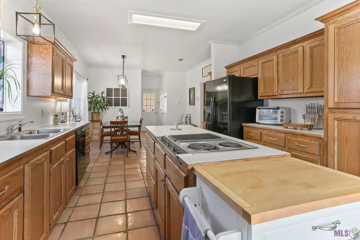 18343 Wildlife Way Dr, Baton Rouge, LA 70817 - Image #1