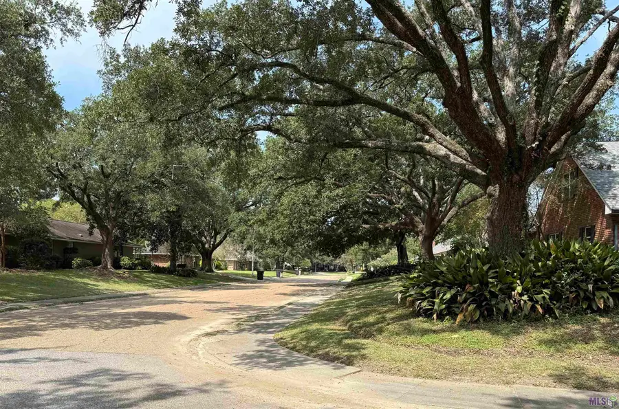 3857 N Bluebonnet Rd, Baton Rouge, LA 70809 - Image #2