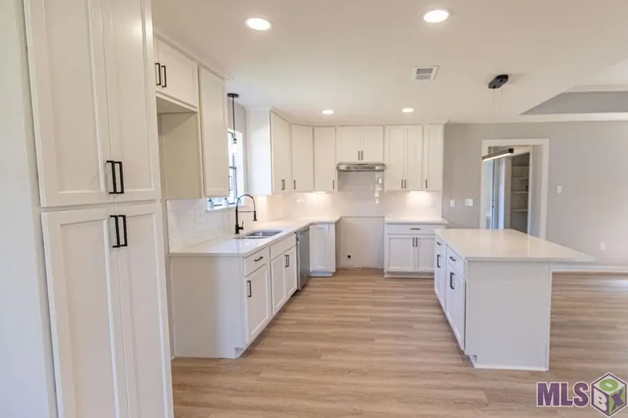 4536 Raleigh Dr, Baton Rouge, LA 70814 - Image #2