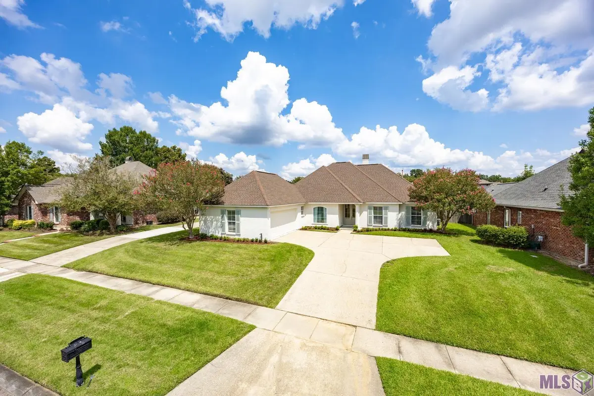 10235 Glen Manor Ave, Baton Rouge, LA 70809 - Image #1