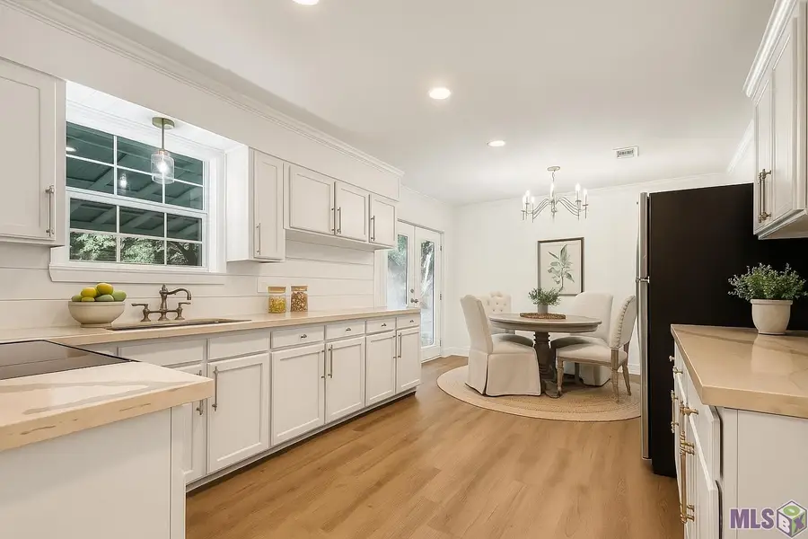 10735 Sherrie Ln, Denham Springs, LA 70726 - Image #3