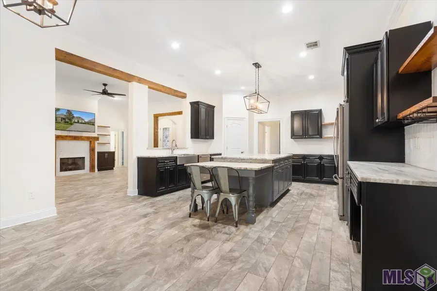 8257 Quiet Creek Dr, Denham Springs, LA 70726 - Image #3