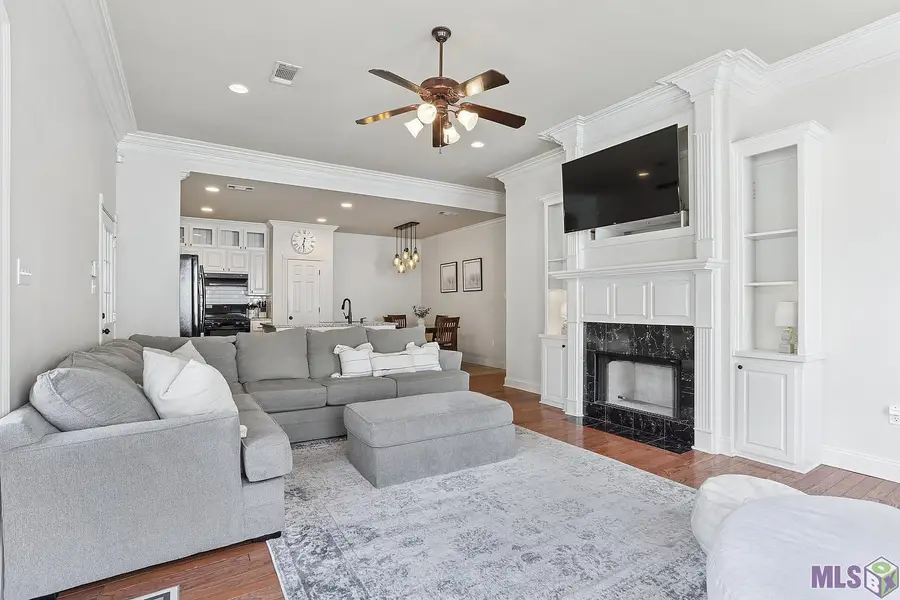 2060 Springmorning Dr, Baton Rouge, LA 70810 - #2