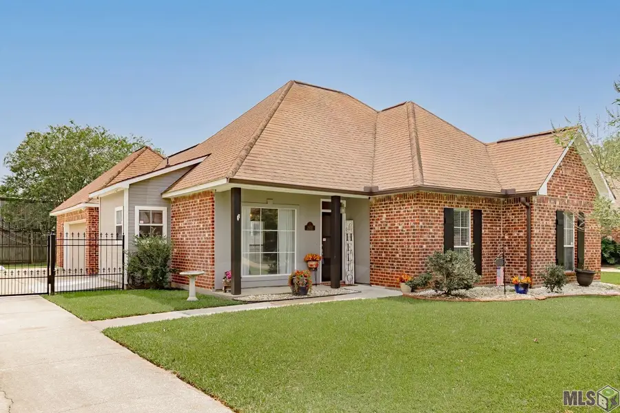 38237 Graystone Ave, Prairieville, LA 70769 - Image #3