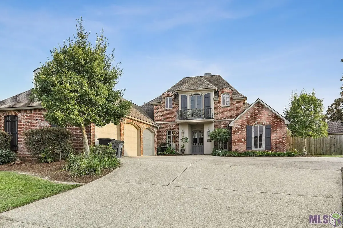 18522 Lake Stream Dr, Greenwell Springs, LA 70739 - Image #1