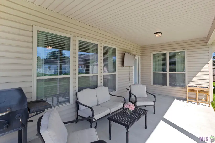 13272 Babin Estates Dr, Gonzales, LA 70737 - Image #3