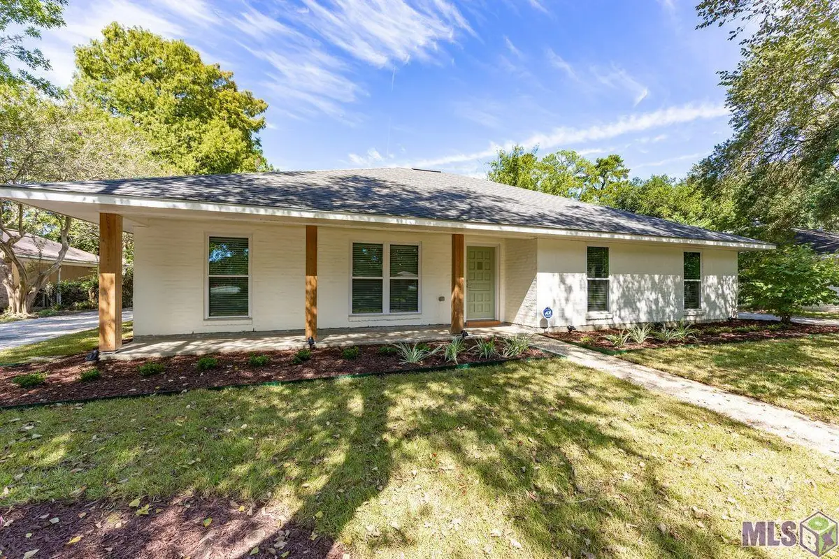 359 Chippenham Dr, Baton Rouge, LA 70808 - Image #1