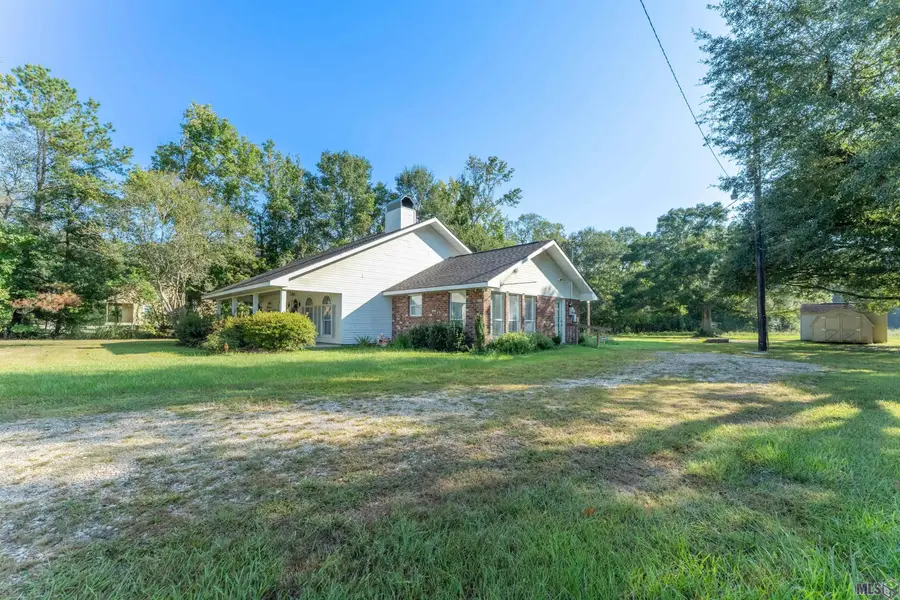 25868 Walker South Rd, Denham Springs, LA 70726 - Image #2