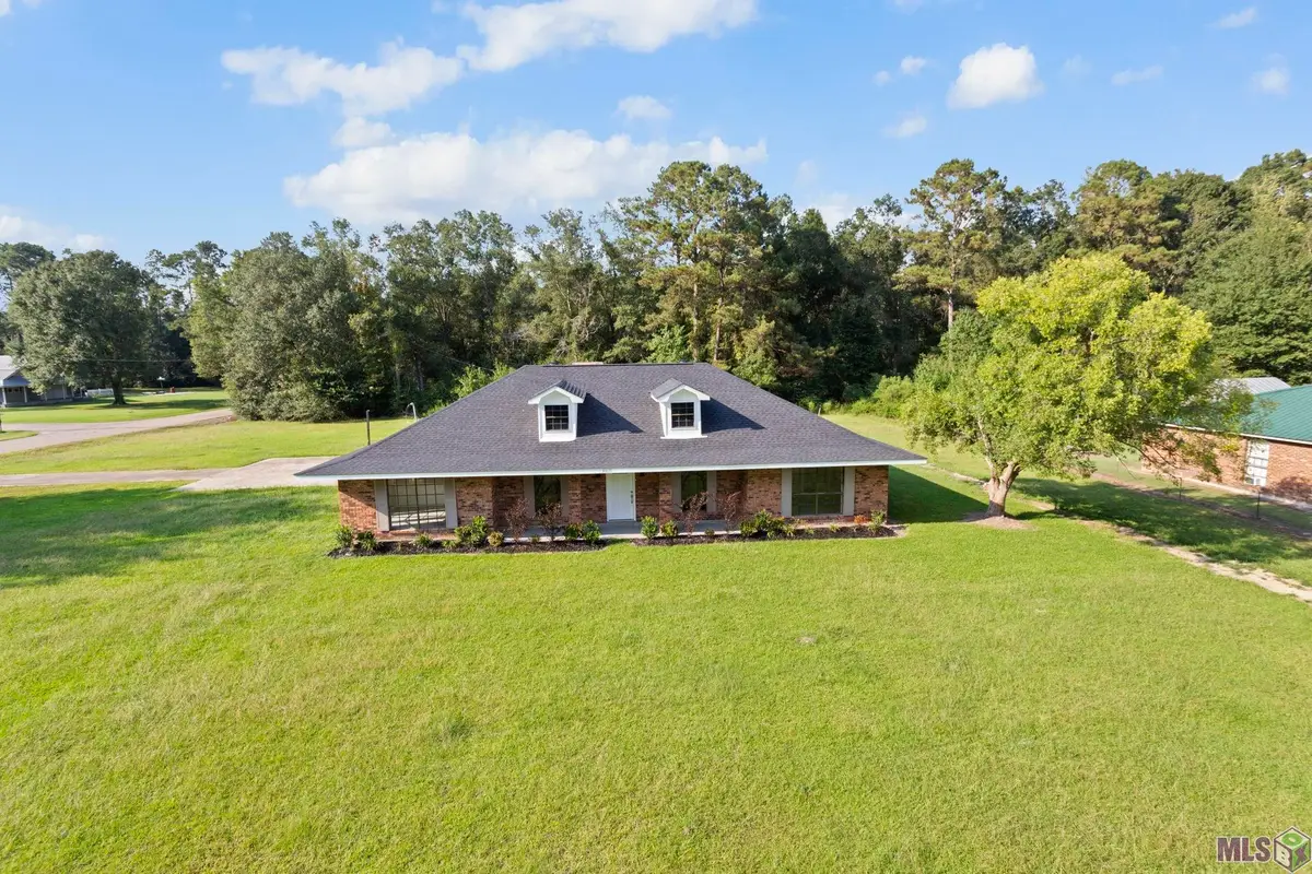 30835 Leroy Shaffett Rd, Albany, LA 70711 - Image #1