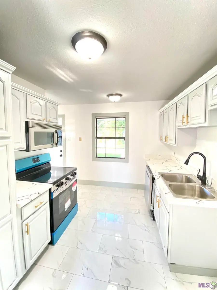 864 Harvey Dr, Baton Rouge, LA 70815 - Image #3