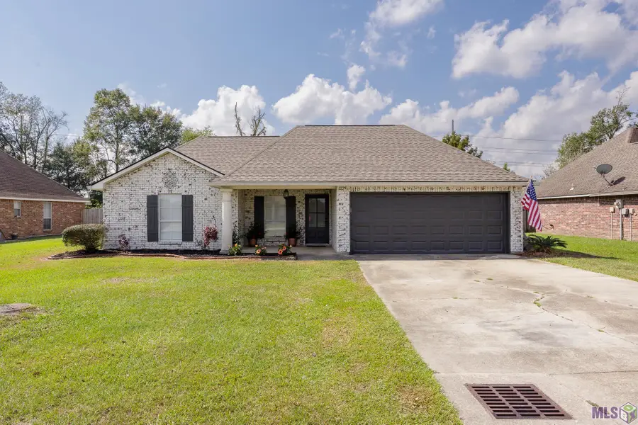 9136 Devereaux Dr, Denham Springs, LA 70706 - Image #3