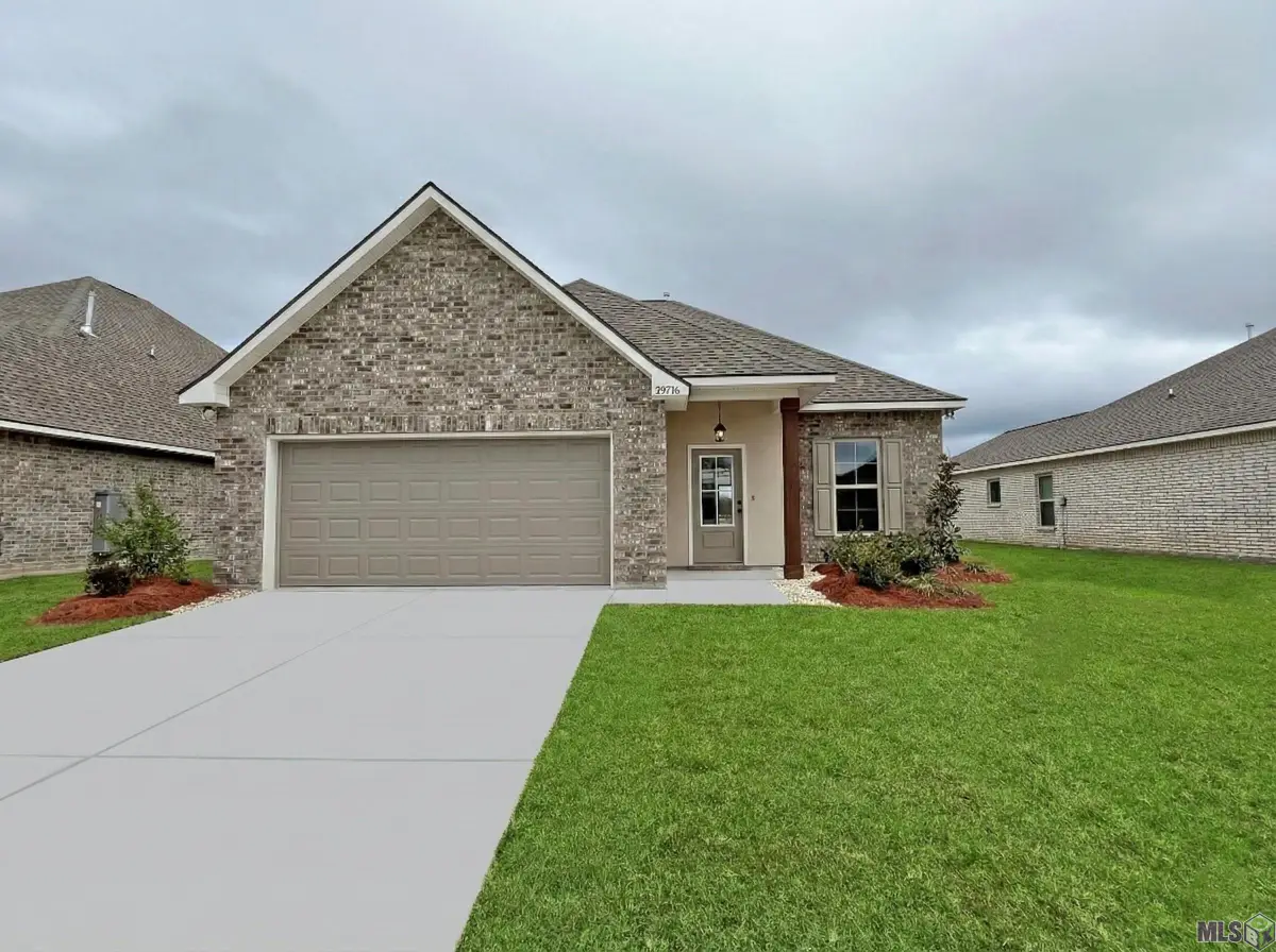 20736 Great Plains Ave, Zachary, LA 70791 - Image #1