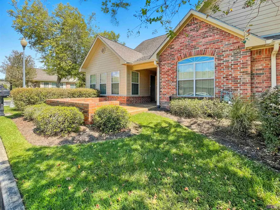 7111 Village Charmant #94, Baton Rouge, LA 70809 - Image #2