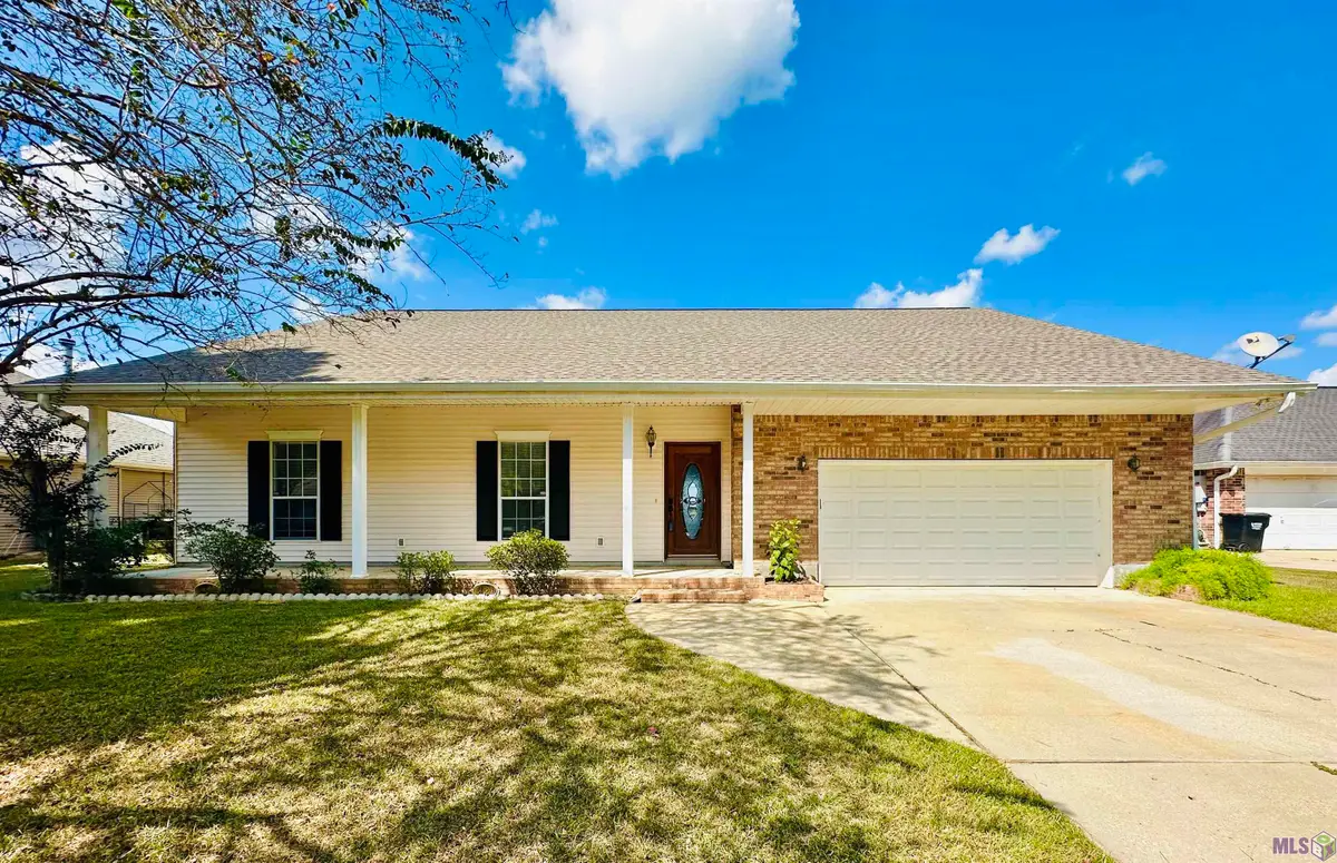 13603 Riverlake Dr, Covington, LA 70435 - Image #1