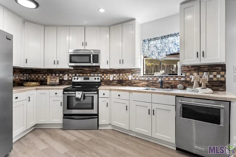 8346 Barnett Dr, Baton Rouge, LA 70809 - Image #3