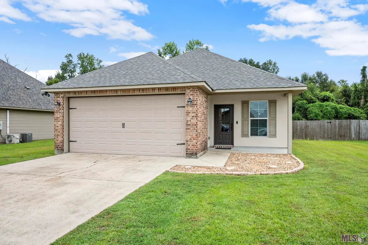16232 Old Samuel Dr, Prairieville, LA 70769 - Image #1