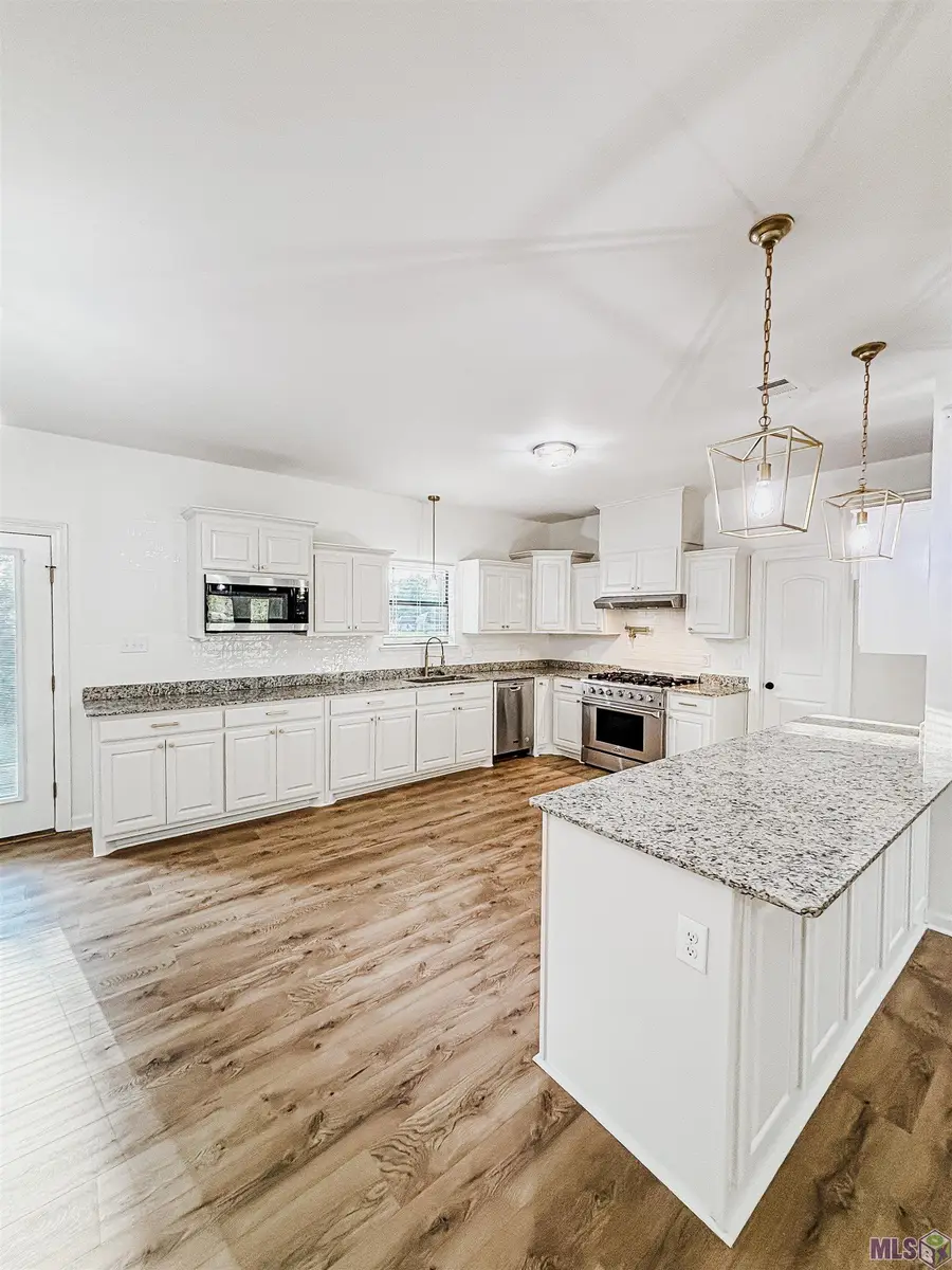 14245 Billy Decoteau Rd, Saint Amant, LA 70774 - Image #3