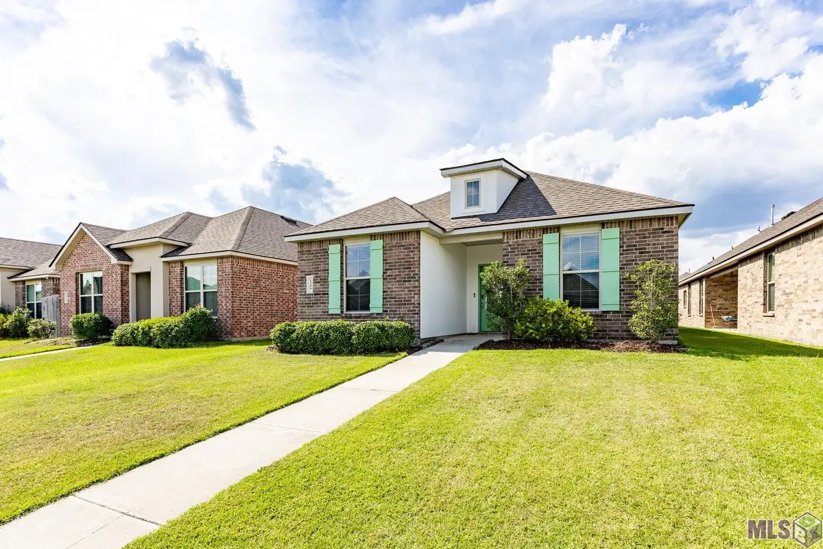 1208 Foxtail Dr, Baton Rouge, LA 70820 - Image #1