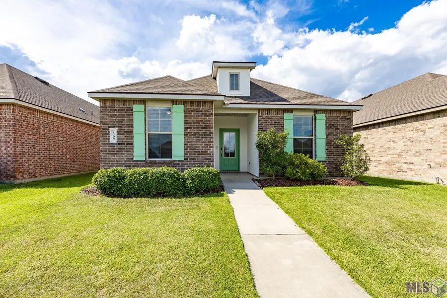 1208 Foxtail Dr, Baton Rouge, LA 70820 - Image #2