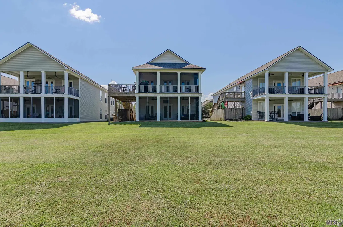 11182 River Highlands Drive #4A, Saint Amant, LA 70774 - Image #1