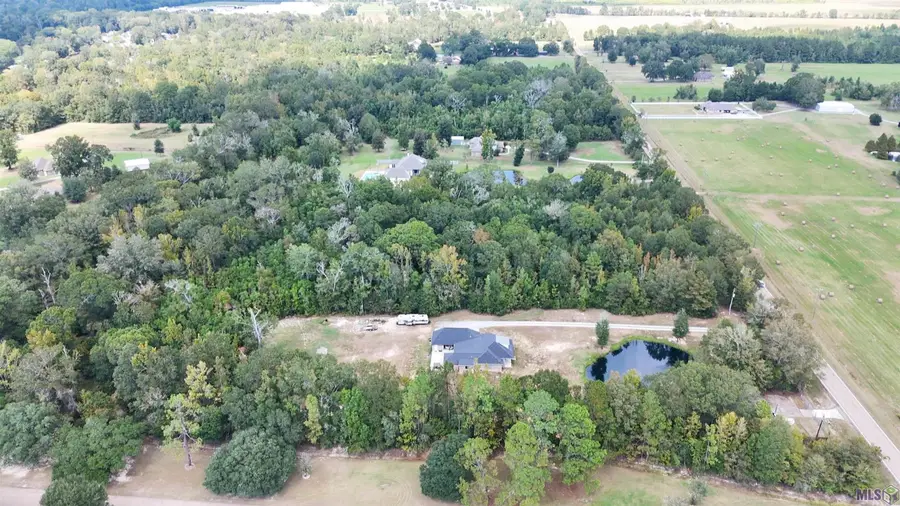 15935 Joor Rd, Zachary, LA 70791 - Image #2
