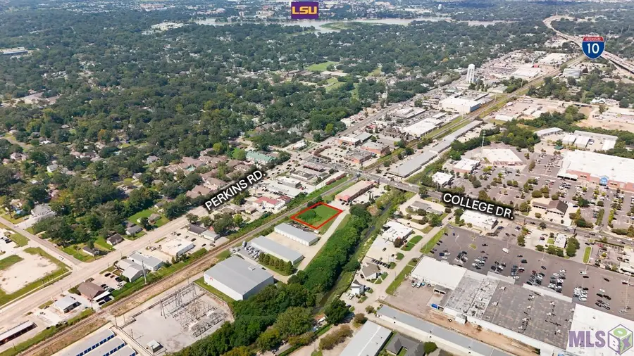 3151 College Dr, Baton Rouge, LA 70808 - #3