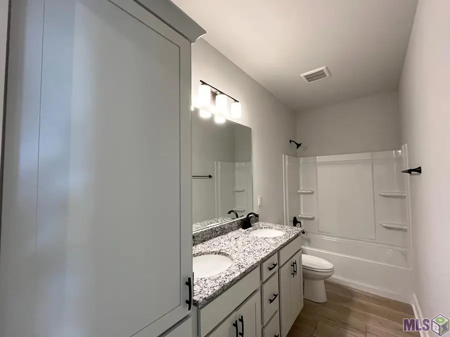 1586 Old Tucson Ave, Zachary, LA 70791 - #2