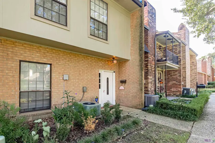 10214 N Magna Carta Pl, Baton Rouge, LA 70815 - Image #2