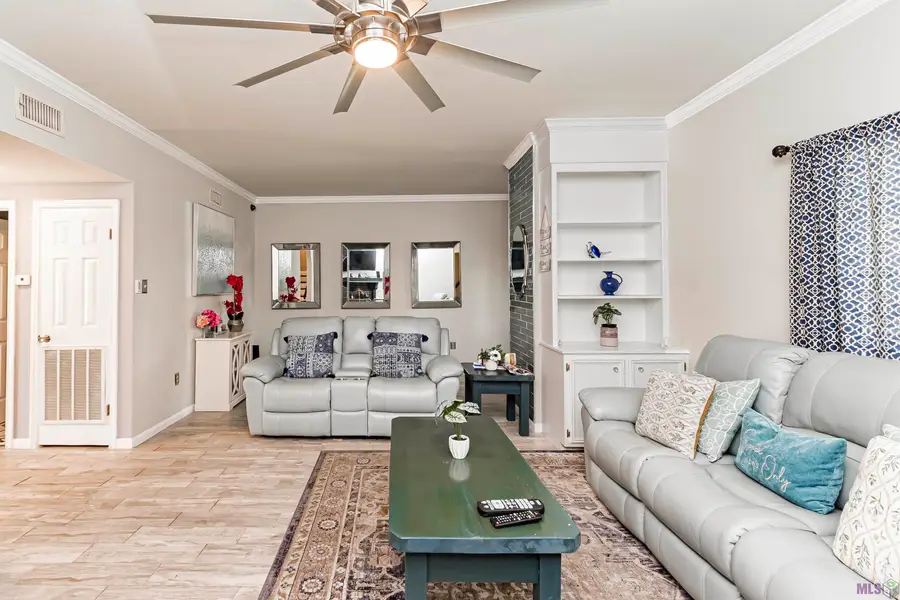 10214 N Magna Carta Pl, Baton Rouge, LA 70815 - Image #3