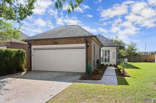 5380 Courtyard Dr, Gonzales, LA 70737