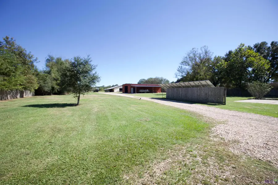 22916 Jacocks Rd, Slaughter, LA 70777 - Image #2