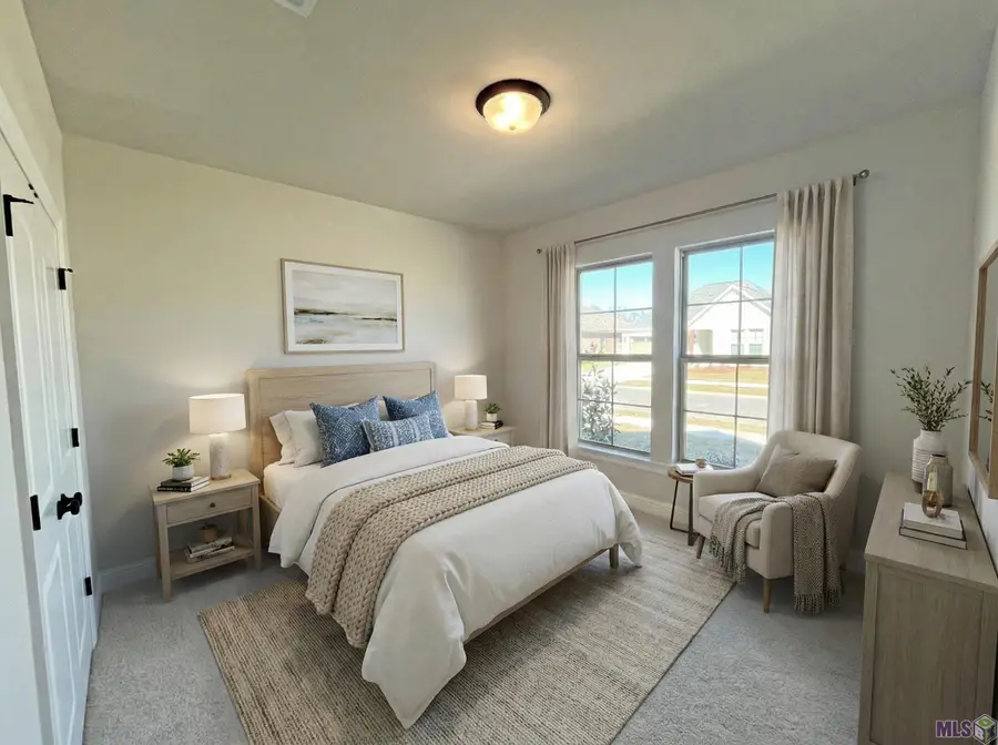 1211 Lakehaven Dr, Gonzales, LA 70737 - #2