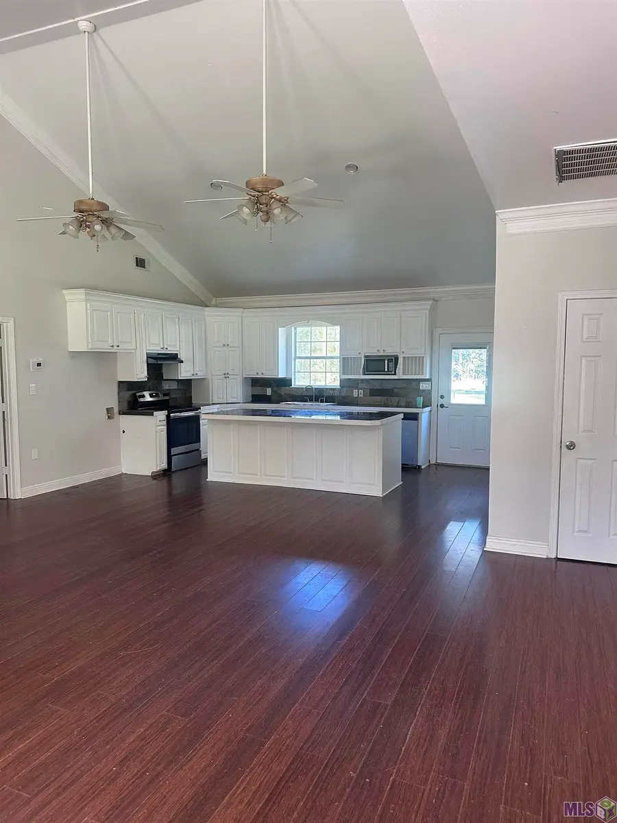 23354 Lobell, Livingston, LA 70754 - Image #2