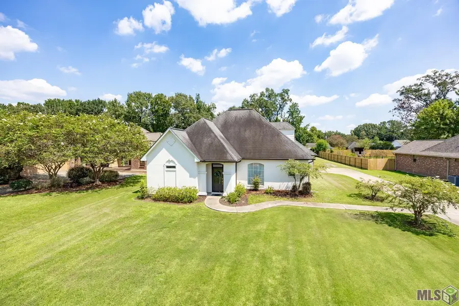 14240 Oregon Trail, Prairieville, LA 70769 - Image #2