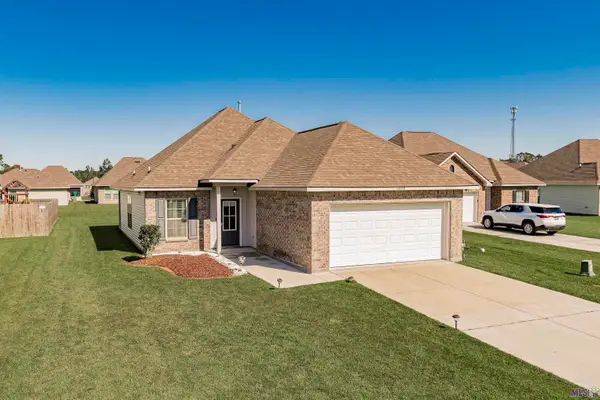 13719 Acacia Ct, Denham Springs, LA 70726