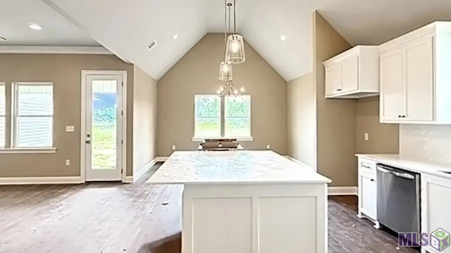 31487 Netterville Rd, Denham Springs, LA 70726 - Image #2