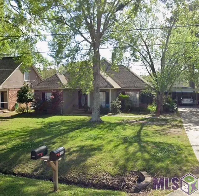 18449 Red Oak Dr, Prairieville, LA 70769 - Image #1