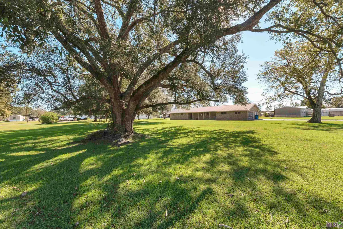 4454 Oak Dr, Fordoche, LA 70732 - Image #1