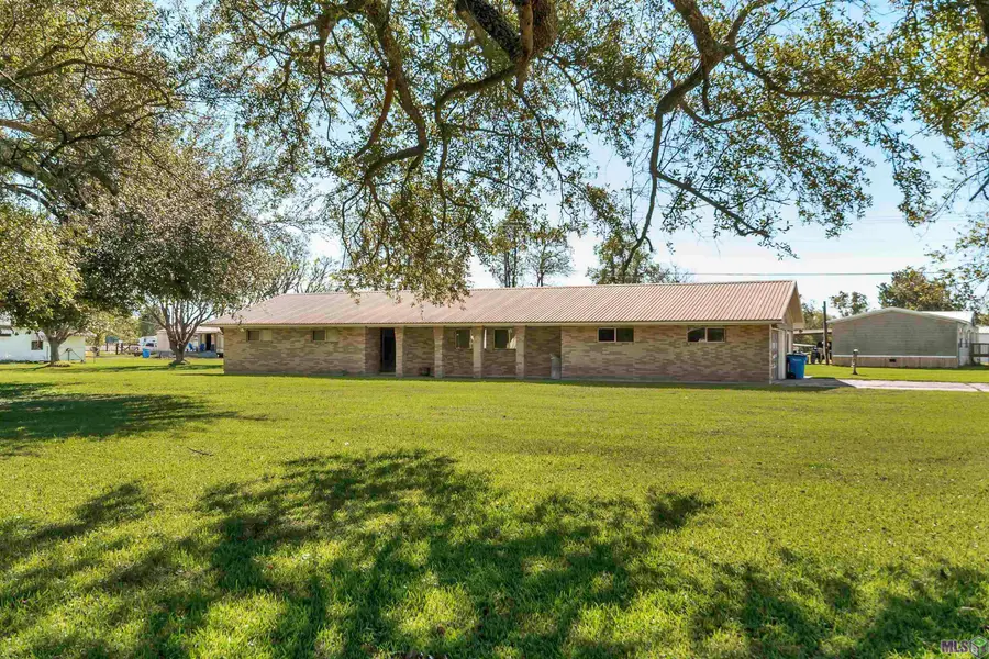 4454 Oak Dr, Fordoche, LA 70732 - Image #2