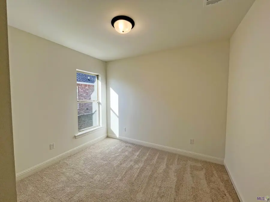 11366 Densmore Dr, Denham Springs, LA 70726 - #2