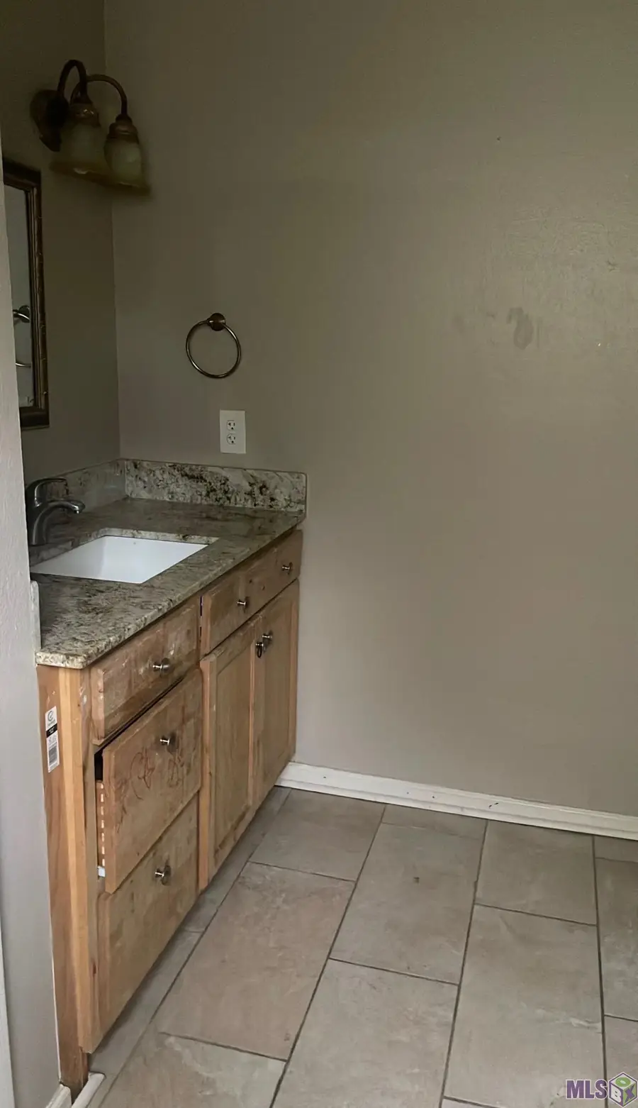 13481 Henry Dr, Denham Springs, LA 70726 - Image #3