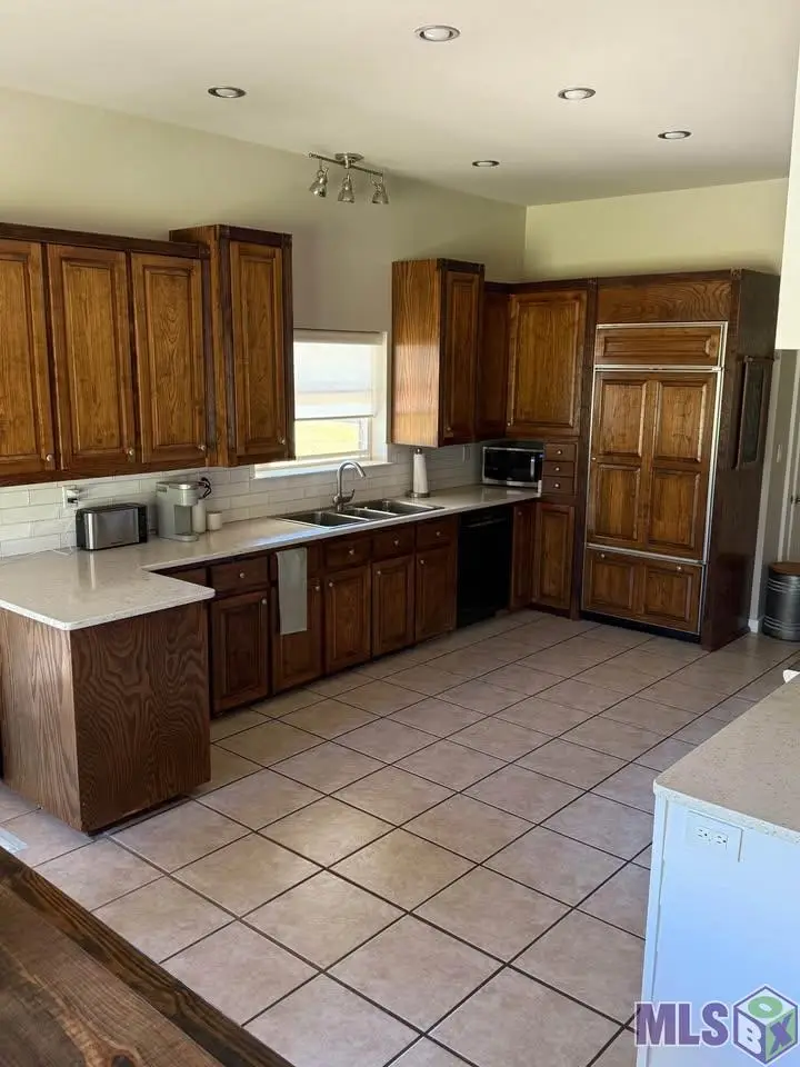 17820 Hwy 42, Livingston, LA 70754 - Image #3