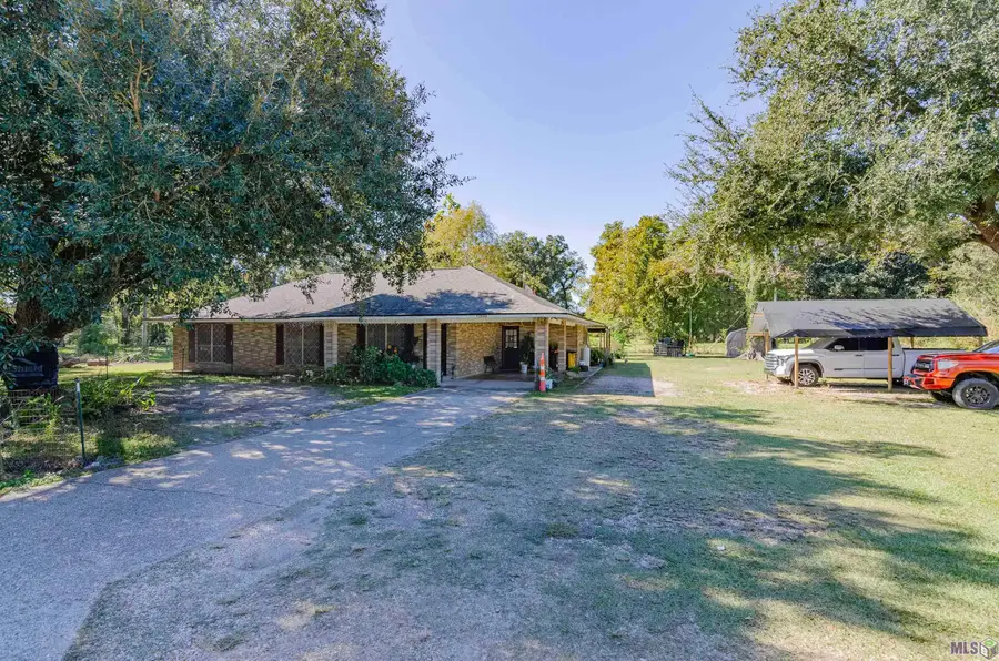 12449 Faucheux Rd, Gonzales, LA 70737 - Image #2