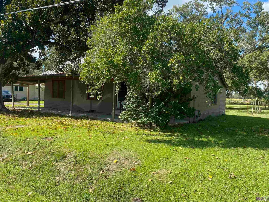 582 Crochet St, Morganza, LA 70759 - Image #2