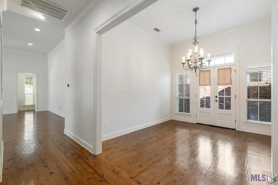 5236 Lone Pine Ln, Inniswold, LA 70809 - Image #2