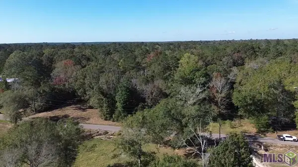 17400 Carroll Rd, Bogalusa, LA 70427