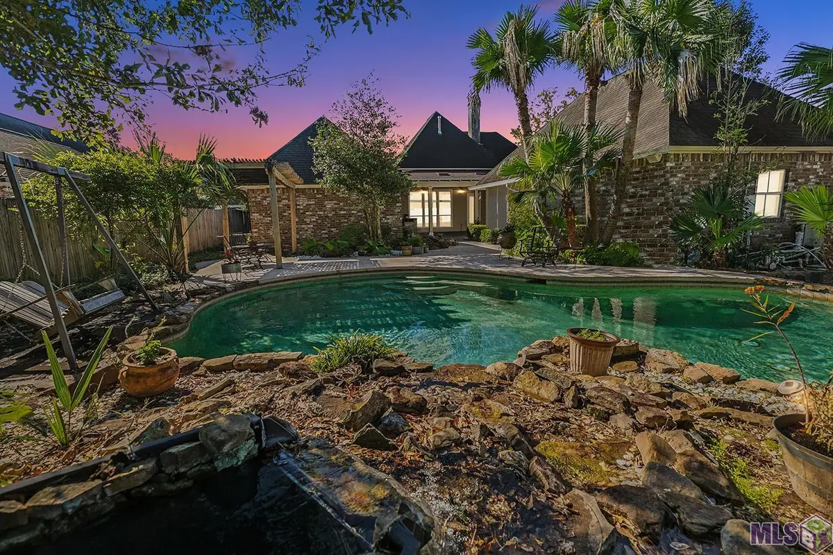 17633 Gray Moss Ave, Baton Rouge, LA 70817 - Image #1