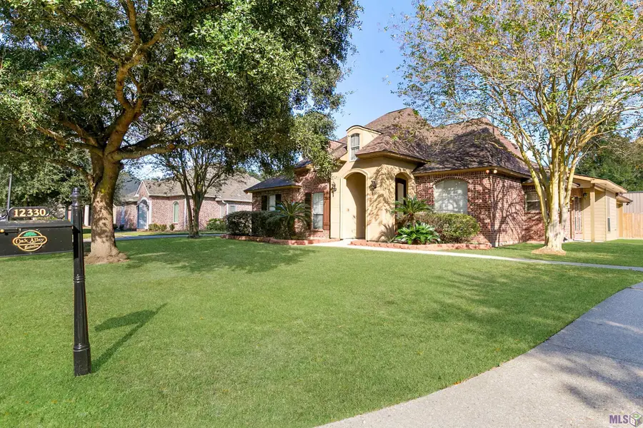 12330 Oak Alley Dr, Geismar, LA 70734 - Image #2